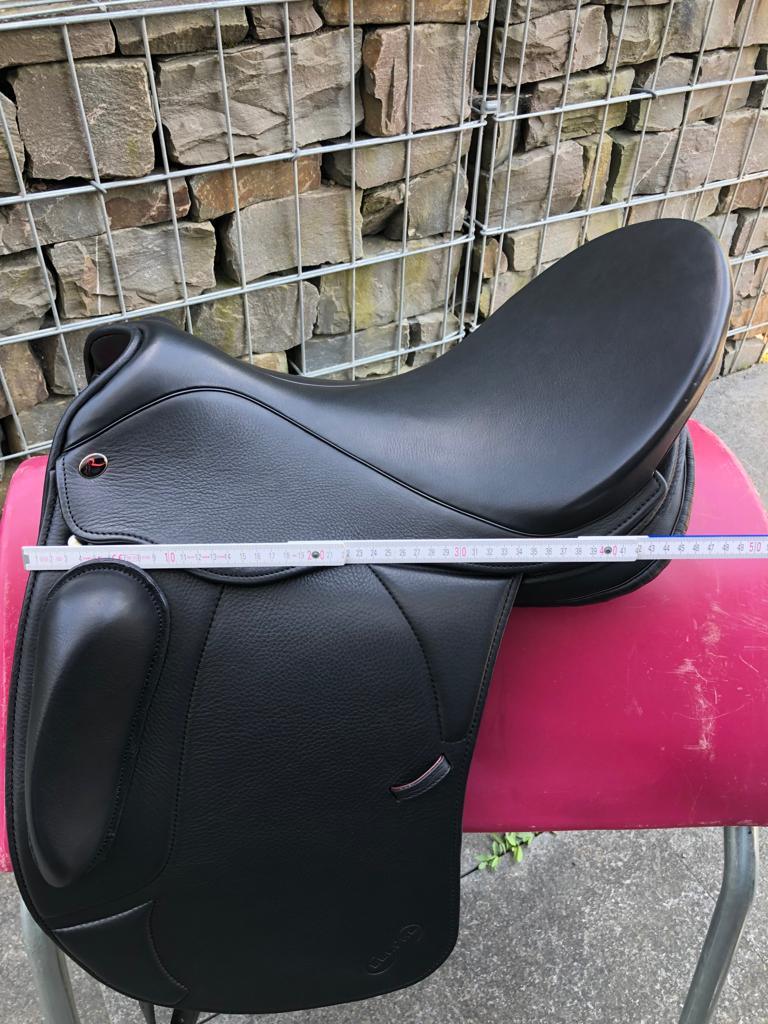 Sommer Remos Eterna 18" Schwarz Dressursattel [NEU] - Pferdesattel Shop