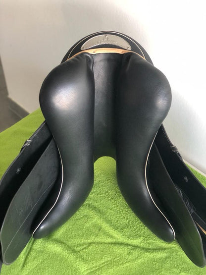 Sommer Esprit DS Keder 17,5" Schwarz Dressursattel [NEU] - Pferdesattel Shop