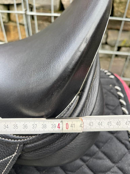 Schleese Pirat 17,5" Schwarz Dressursattel - Pferdesattel Shop