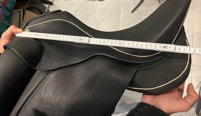 Sommer Novalis 17,5" Keder Champagner schwarz Dressursattel  [NEU] Pferdesattel Shop