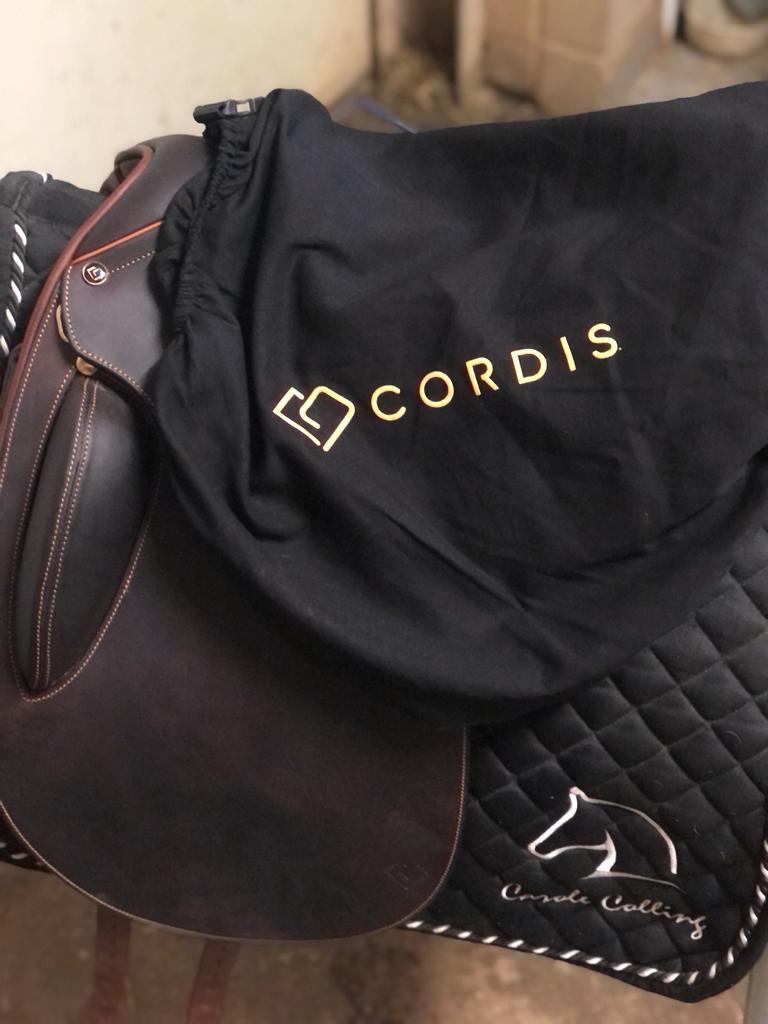 Cordis Latido 18" Chocolate Dressursattel [NEU] - Pferdesattel Shop