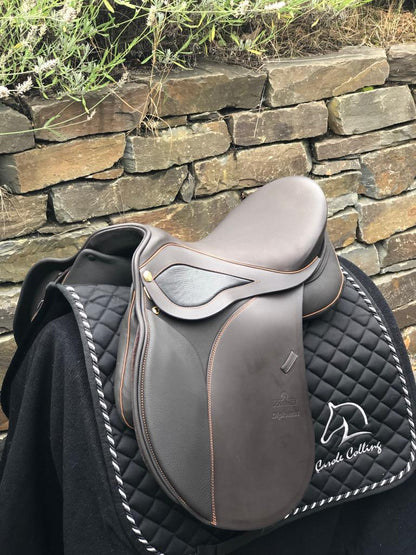 Sommer Diplomat VS 17" Mocca/Schwarz Vielseitigkeitssattel [NEU] - Pferdesattel Shop