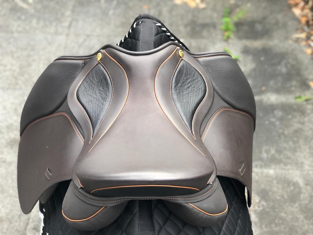 Sommer Diplomat VS 17" Mocca/Schwarz Vielseitigkeitssattel [NEU] - Pferdesattel Shop