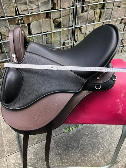 Sommer Spirit Distanz Schwarz-Moro 17,5“ Wanderreitsattel [NEU] - Pferdesattel Shop