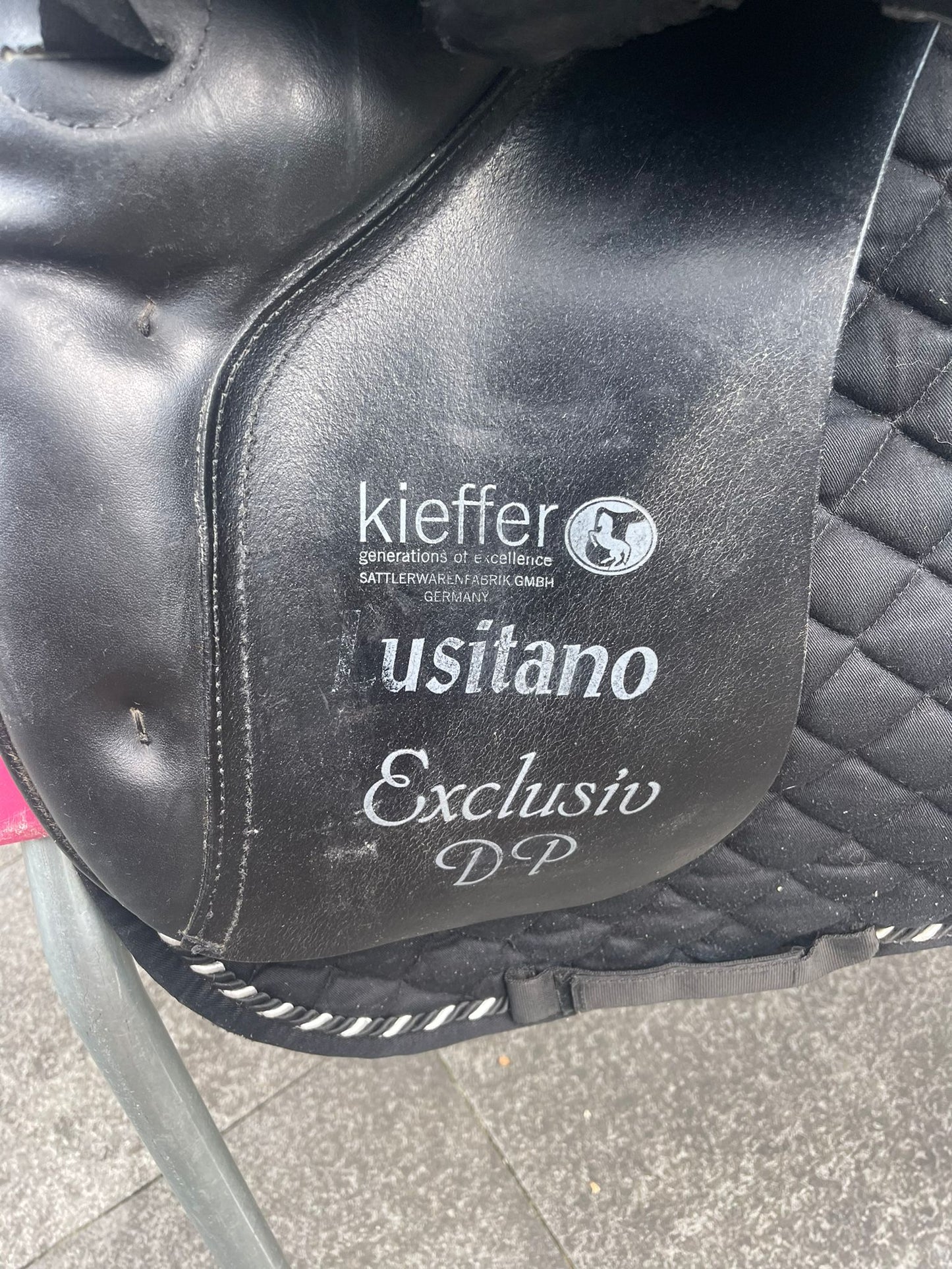 Kieffer Lusitano Exclusiv DP 17" schwarz Dressursattel, Pferdesattel Shop