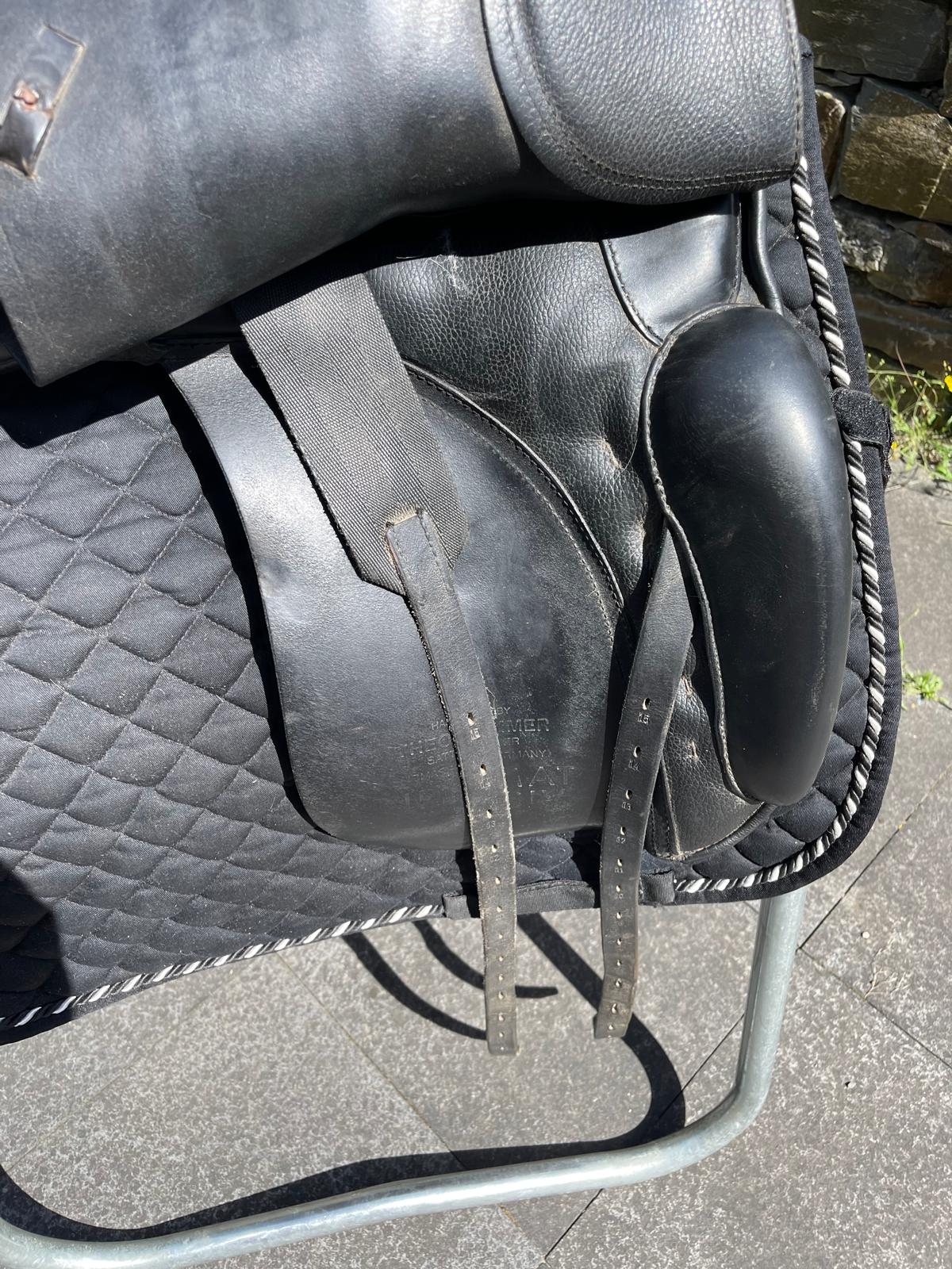 Sommer Diplomat DS  17,5" schwarz, Dressursattel