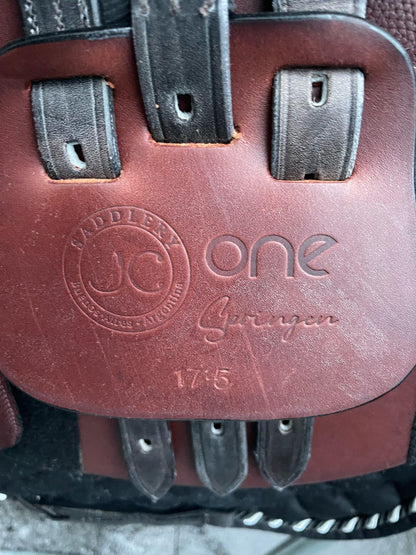 Jorge Canaves JC One Springen 17,5" braun Springsattel	[NEU] - Pferdesattel Shop