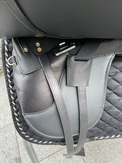 Sommer Genesis Air Schwarz 17,5“ Wanderreitsattel [NEU] - Pferdesattel Shop