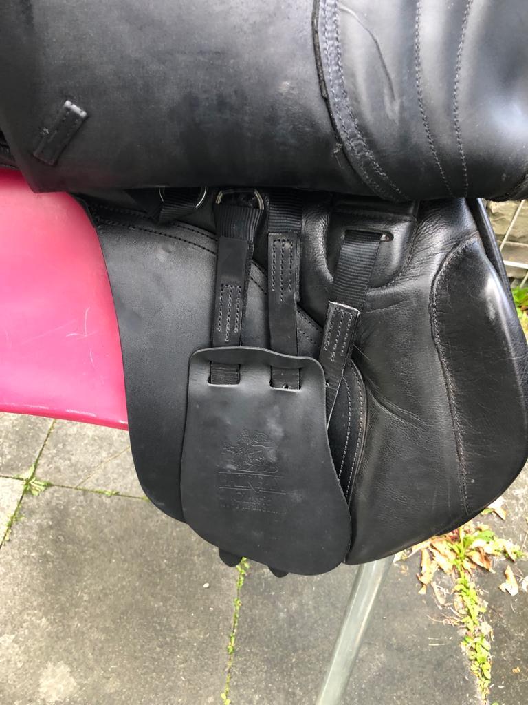 Fairfax Classic GP 18" Schwarzer Vielseitigkeitssattel - Pferdesattel Shop