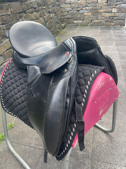Kieffer Lusitano Exclusiv DP 17" schwarz Dressursattel, Pferdesattel Shop