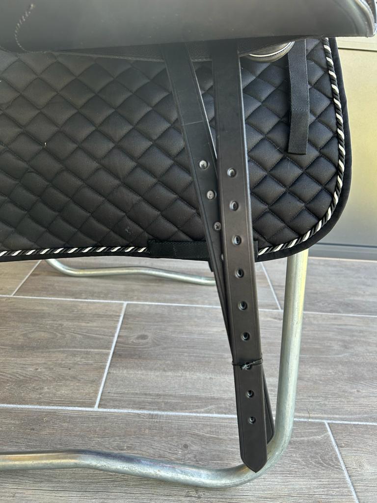 Sommer Novalis Galaxy 096 17,5" Schwarz Dressursattel [NEU] - Pferdesattel Shop