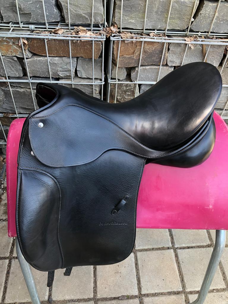 Passier Münchhausen 17" Schwarz Dressursattel