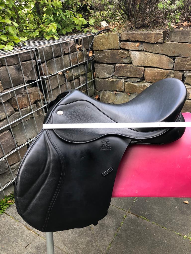 Fairfax Classic GP 18" Schwarzer Vielseitigkeitssattel - Pferdesattel Shop