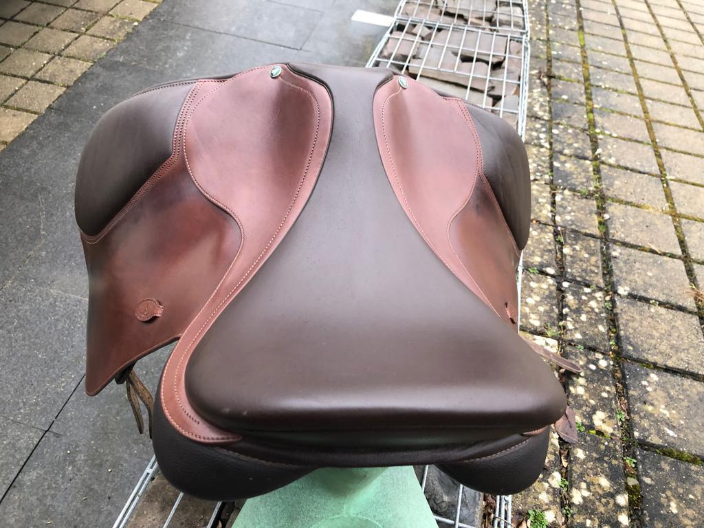 Arena Saddles All Purpose 17“ Braun Vielseitigkeitssattel - Pferdesattel Shop