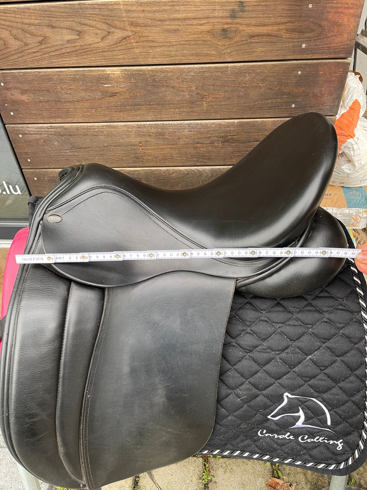 Fryso Legacy 17,5" Schwarzer Dressursattel - Pferdesattel Shop