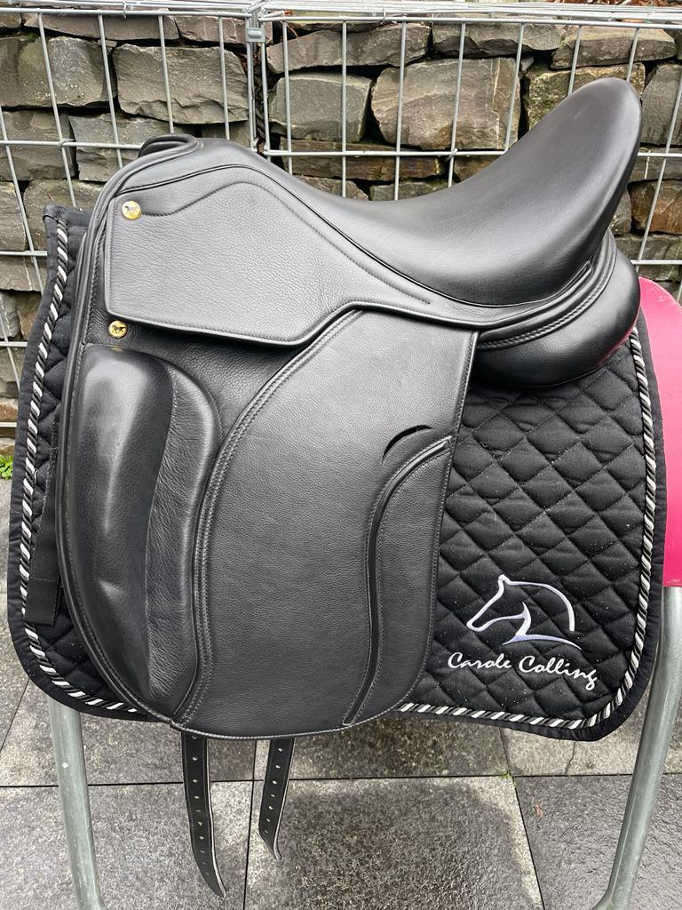 Dressursattel der Marke GK 17,5" [NEU]