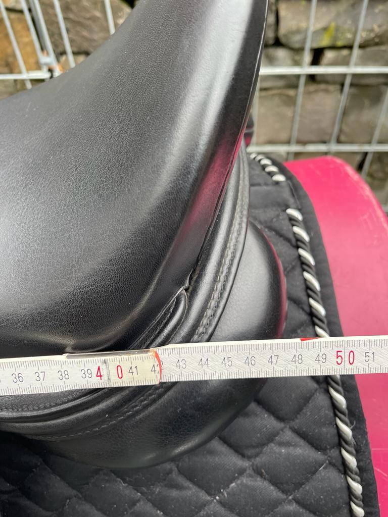 Dressursattel der Marke GK 17,5" [NEU]