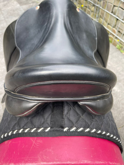 Rossberg 17,5"  schwarz Dressursattel, Pferdesattel Shop
