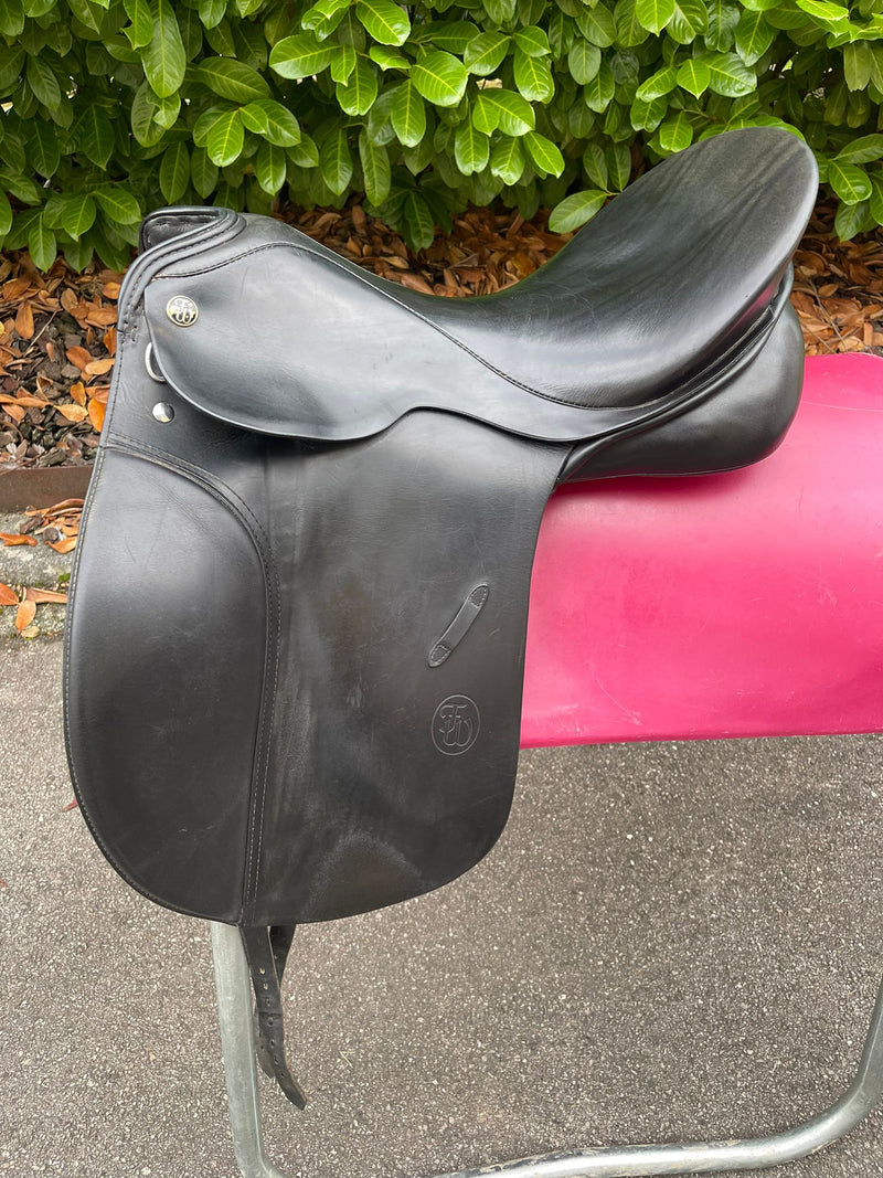 Ferdi Weischenberg 18,5" schwarz Dressursattel