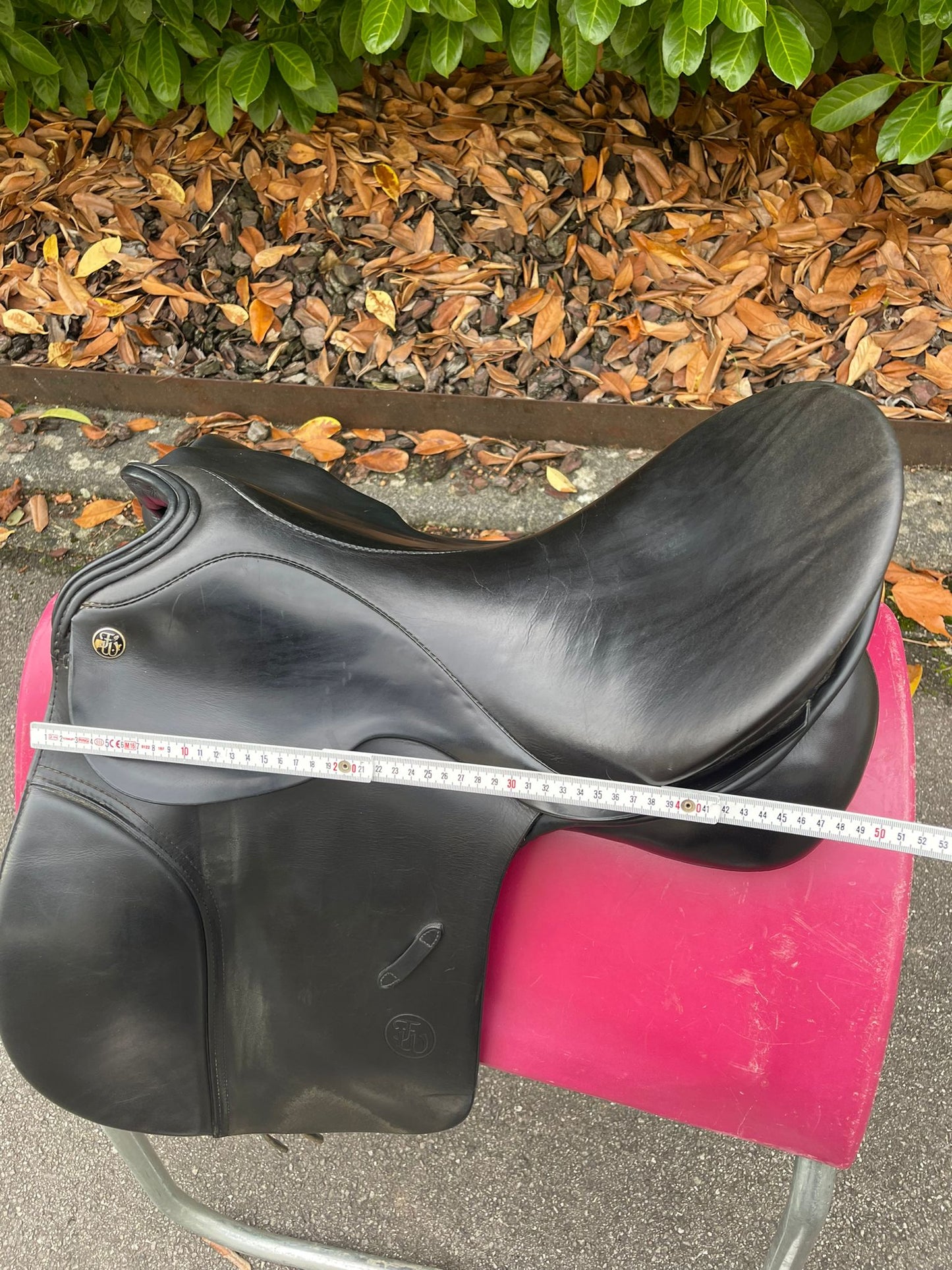 Ferdi Weischenberg 18,5" schwarz Dressursattel, Pferdesattel Shop