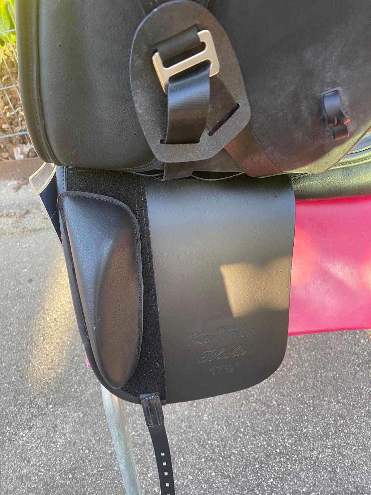 Kentaur Ithaka 17,5" schwarz Dressursattel  [NEU], Pferdesattel Shop