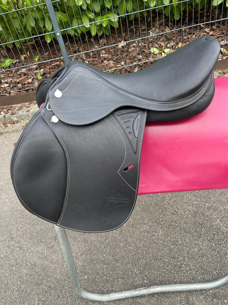 Prestige Versailles  D 18" KW 33 schwarz  [NEU]
