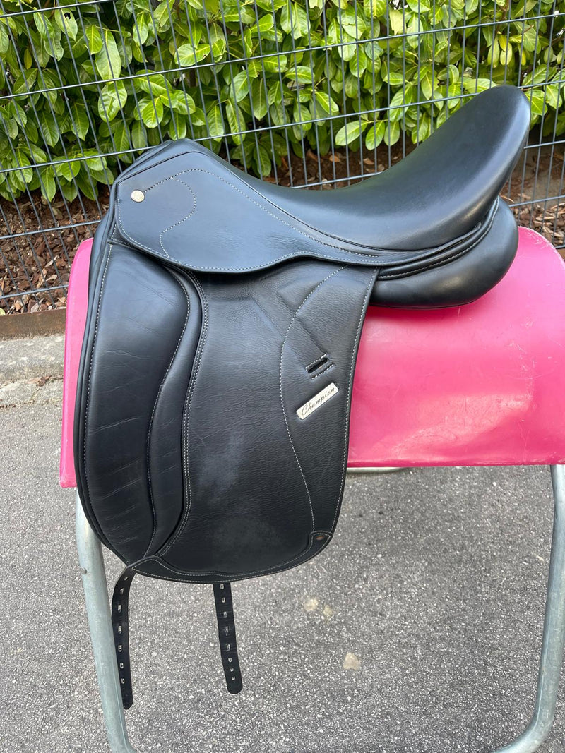 Horse Star Champion 18" schwarz