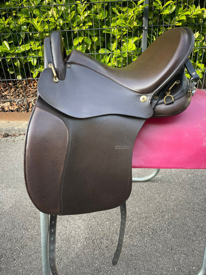 Sommer Evolution 17" braun Wanderreitsattel, Pferdesattel Shop