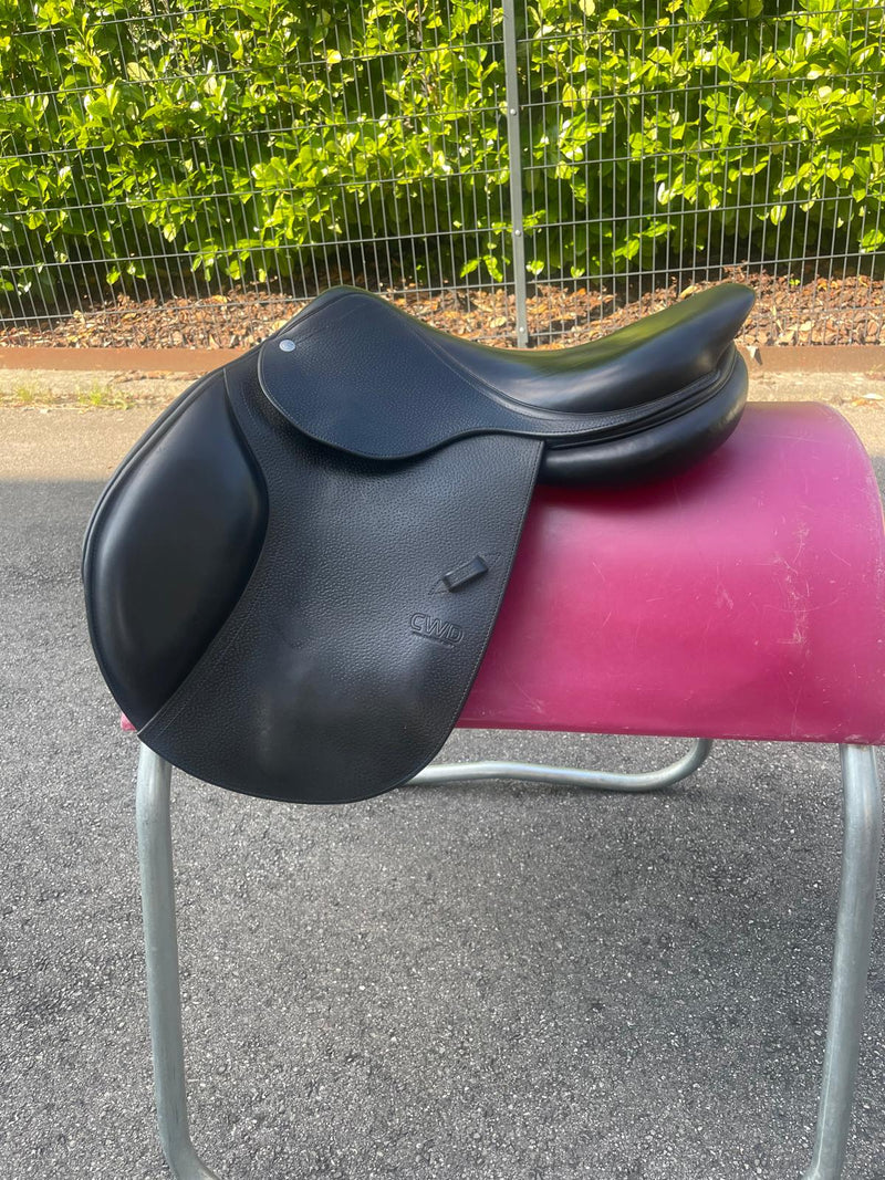 CWD SE01 17" Springsattel schwarz