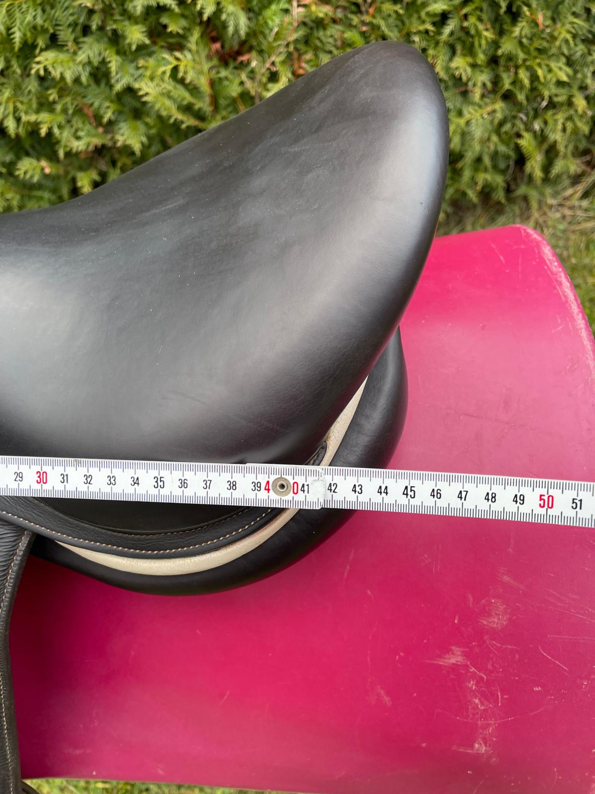 Voltaire Design Stuttgart Springsattel 17,5" braun, Pferdesattel Shop