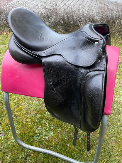 Passier Caprilli Münchhausen 17,5" schwarz Dressursattel, Pferdesattel Shop