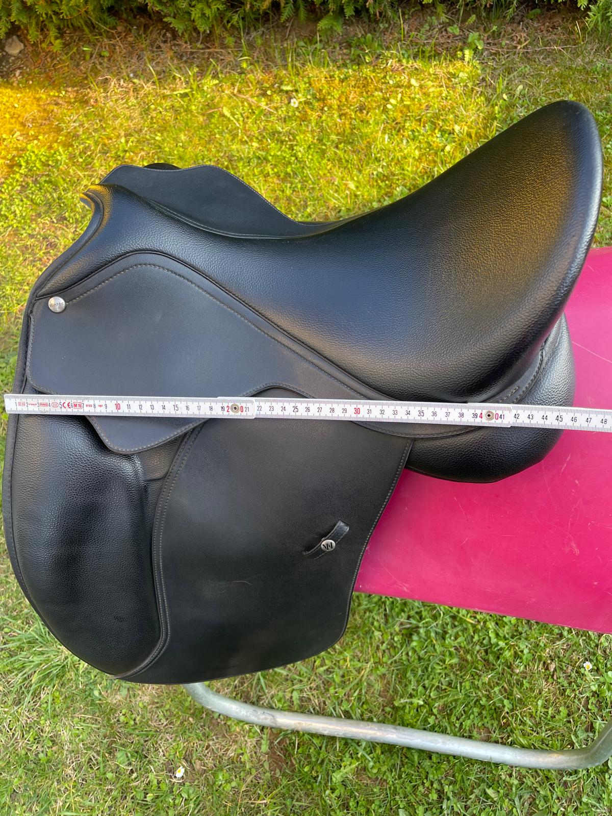 Wintec 500  HART 17,5" schwarz Dressursattel, Pferdesattel Shop