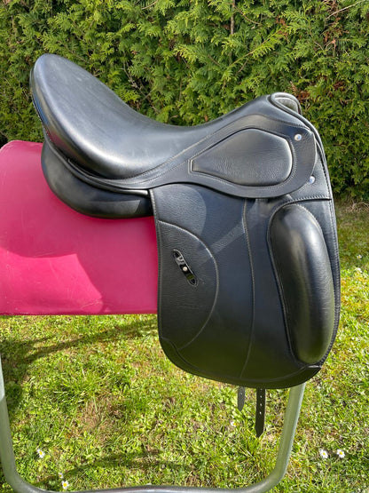 Passier Grand Prix Special Dressursattel "Swarovski" 17,5" schwarz, Pferdesattel Shop