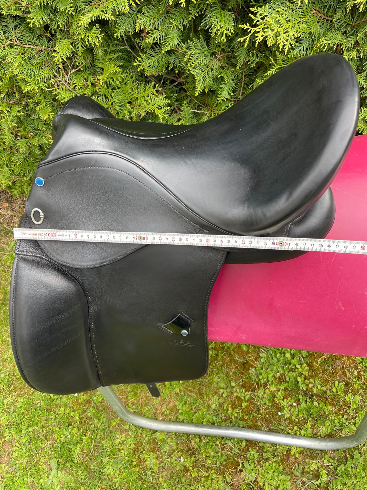 Stübben Virginia schwarz 17" Dressursattel, Pferdesattel Shop