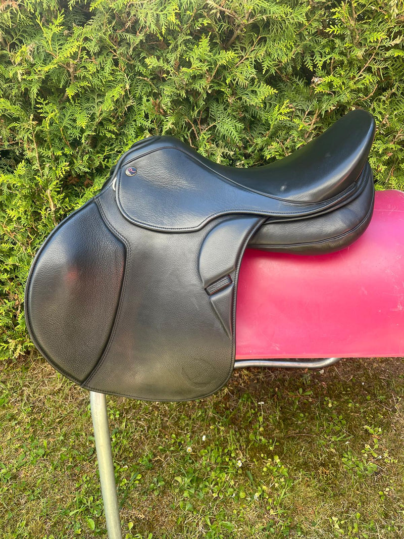 Remos Olymp Springsattel 17,5" schwarz