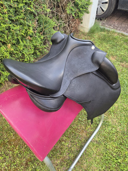 Sommer Novalis  "Lack  17,5" schwarz [NEU], Pferdesattel Shop