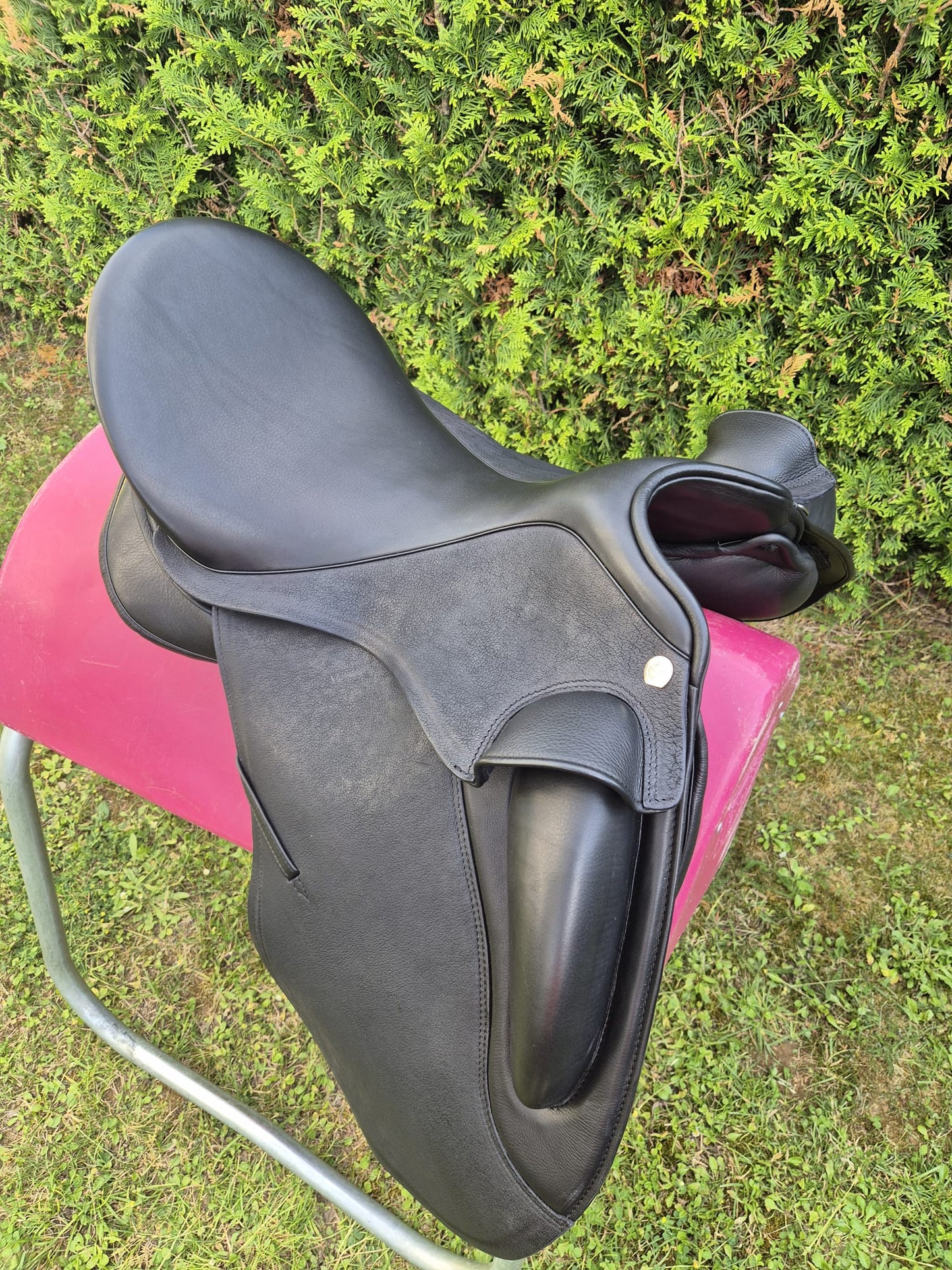 Sommer Novalis  "Lack  17,5" schwarz [NEU], Pferdesattel Shop