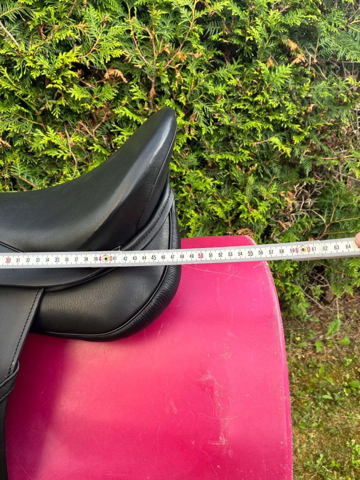 Sommer Opus Dressur 17,5" Performance Kissen schwarz [NEU], Pferdesattel Shop