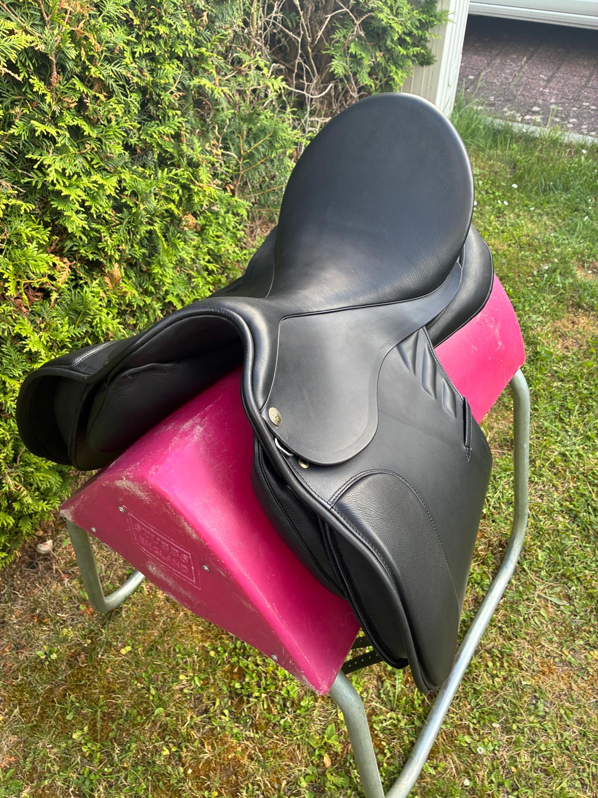 Sommer Passion DS Galaxy 999 schwarz 18" [NEU], Pferdesattel Shop