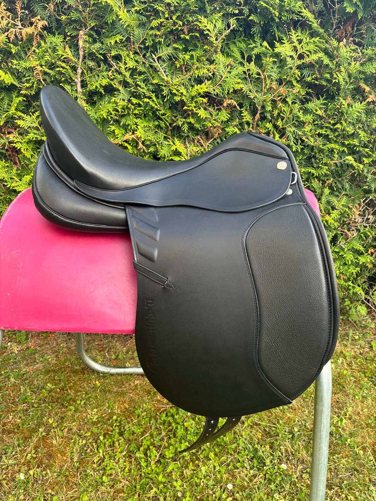 Sommer Passion DS Galaxy 999 schwarz 18" [NEU], Pferdesattel Shop