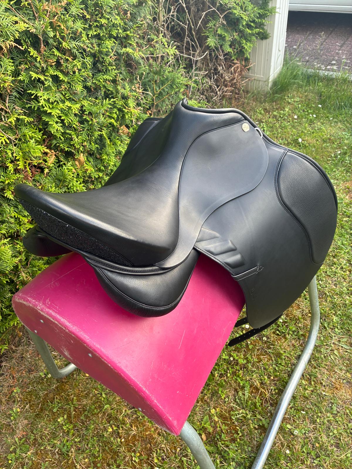 Sommer Passion DS Galaxy 999 schwarz 18" [NEU], Pferdesattel Shop