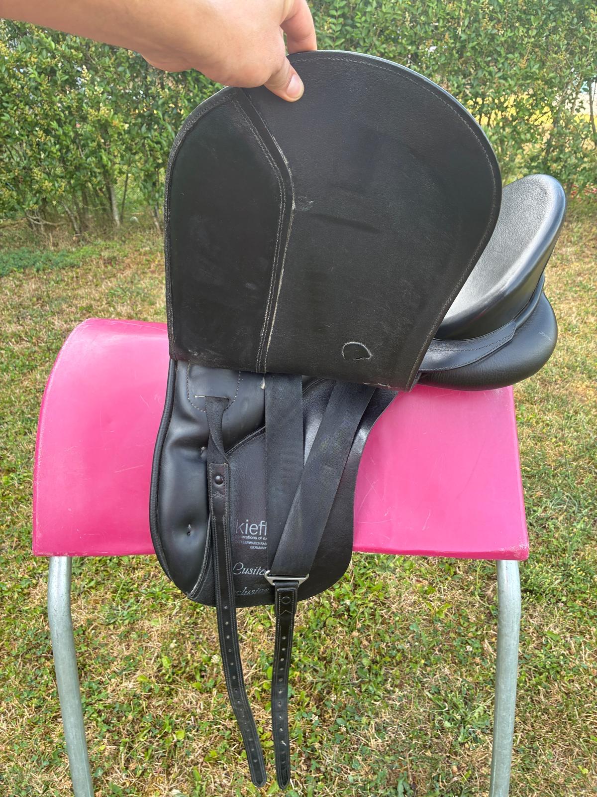 Kieffer Lusitano Evo  17" schwarz Dressursattel, Pferdesattel Shop