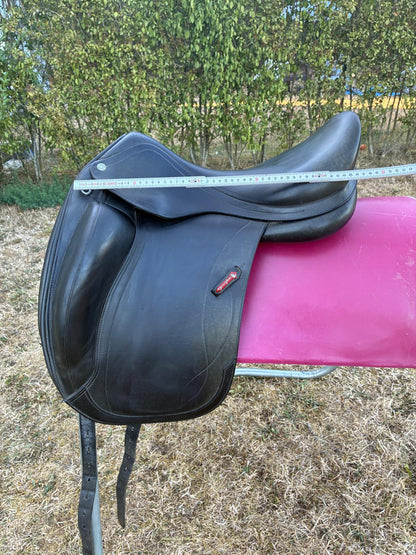 Selleria Equipe Olympia Monoblatt 17,5" Dressursattel