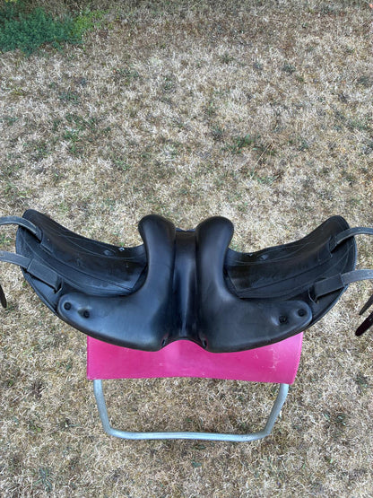 Selleria Equipe Olympia Monoblatt 17,5" Dressursattel