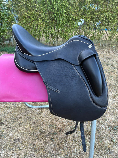 Sommer Novalis  "Bronze"  17,5" schwarz [NEU], Pferdesattel Shop