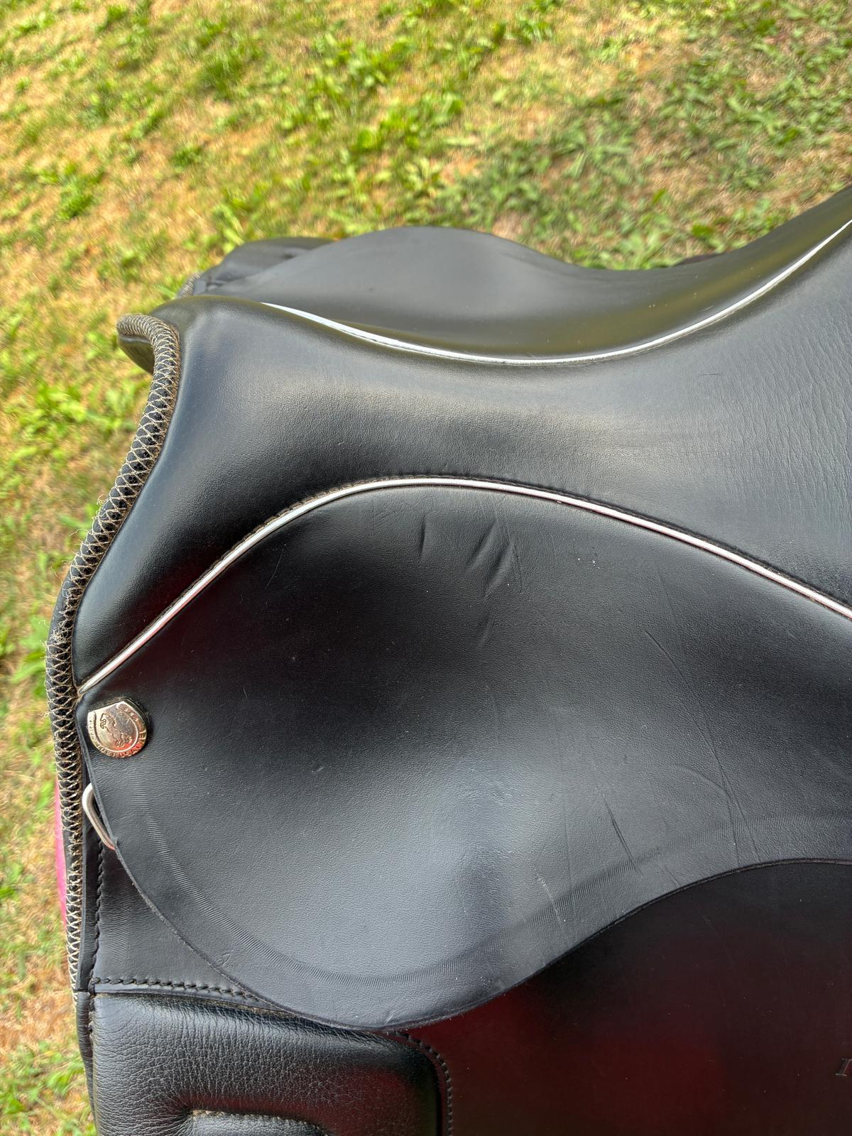 Iberosattel Cordoba 18,5" Dressursattel schwarz, Pferdesattel Shop