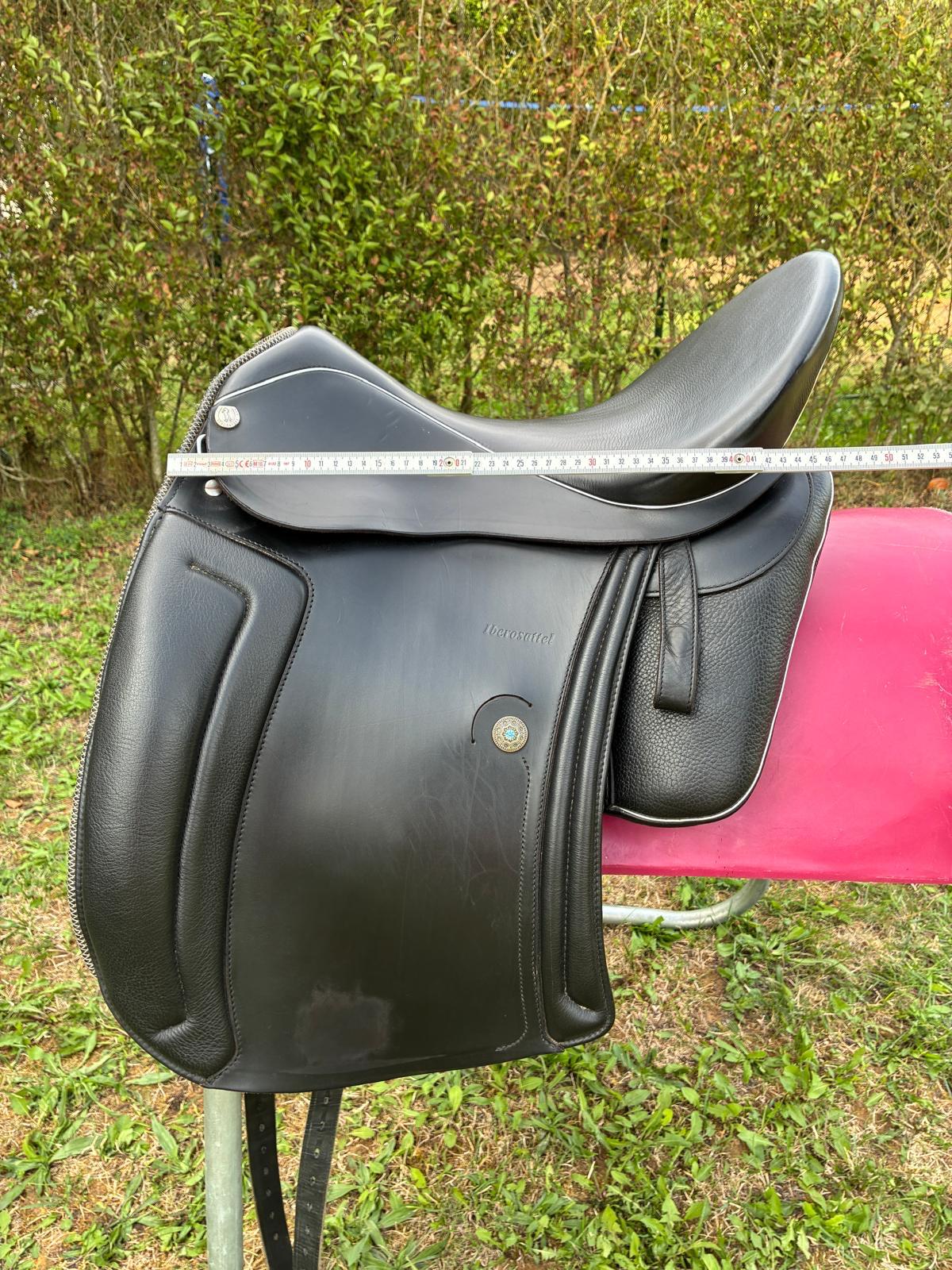 Iberosattel Cordoba 18,5" Dressursattel schwarz, Pferdesattel Shop