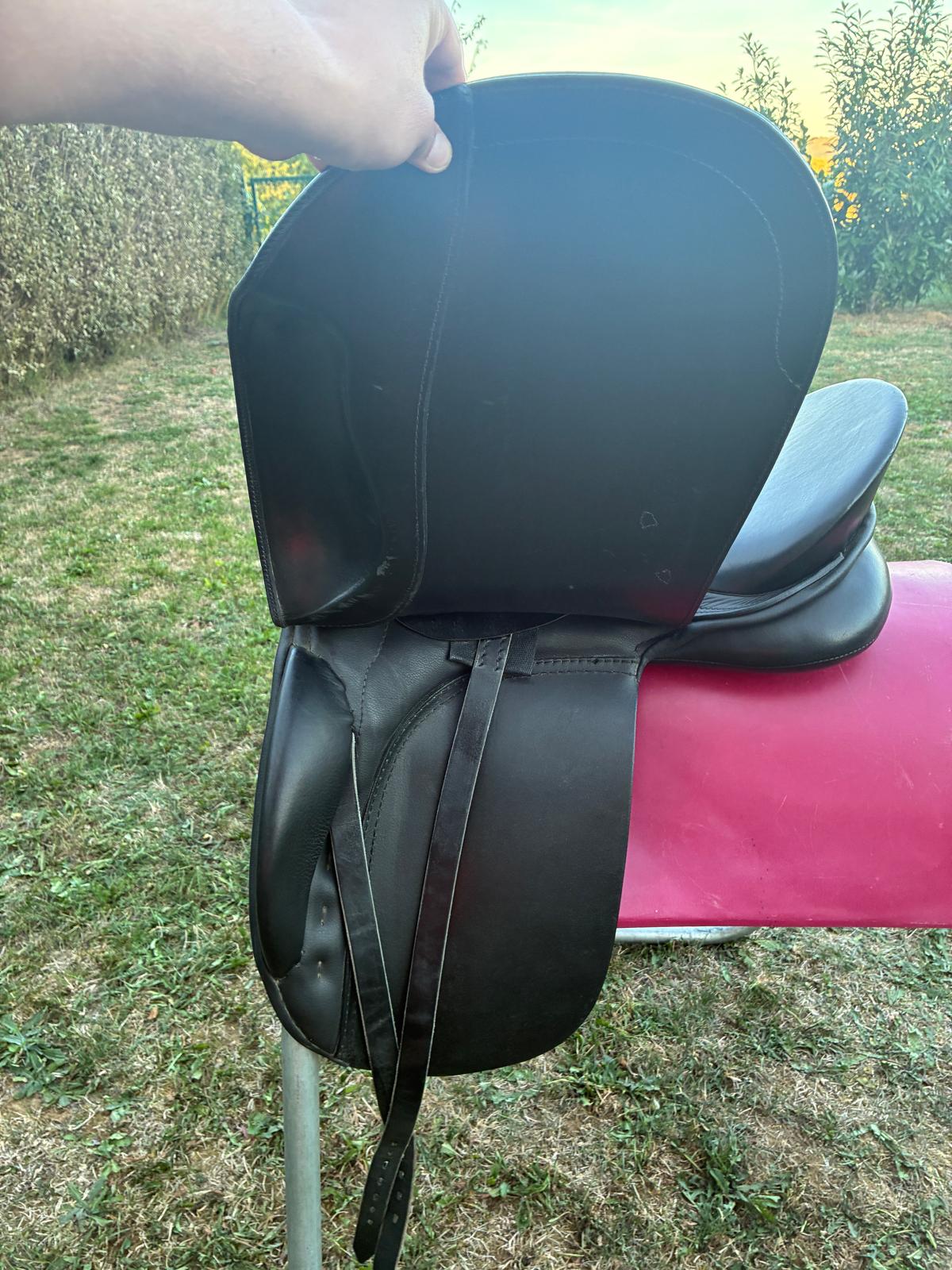 Passier Corona ll, Dressursattel, schwarz, 17,5", Pferdesattel Shop