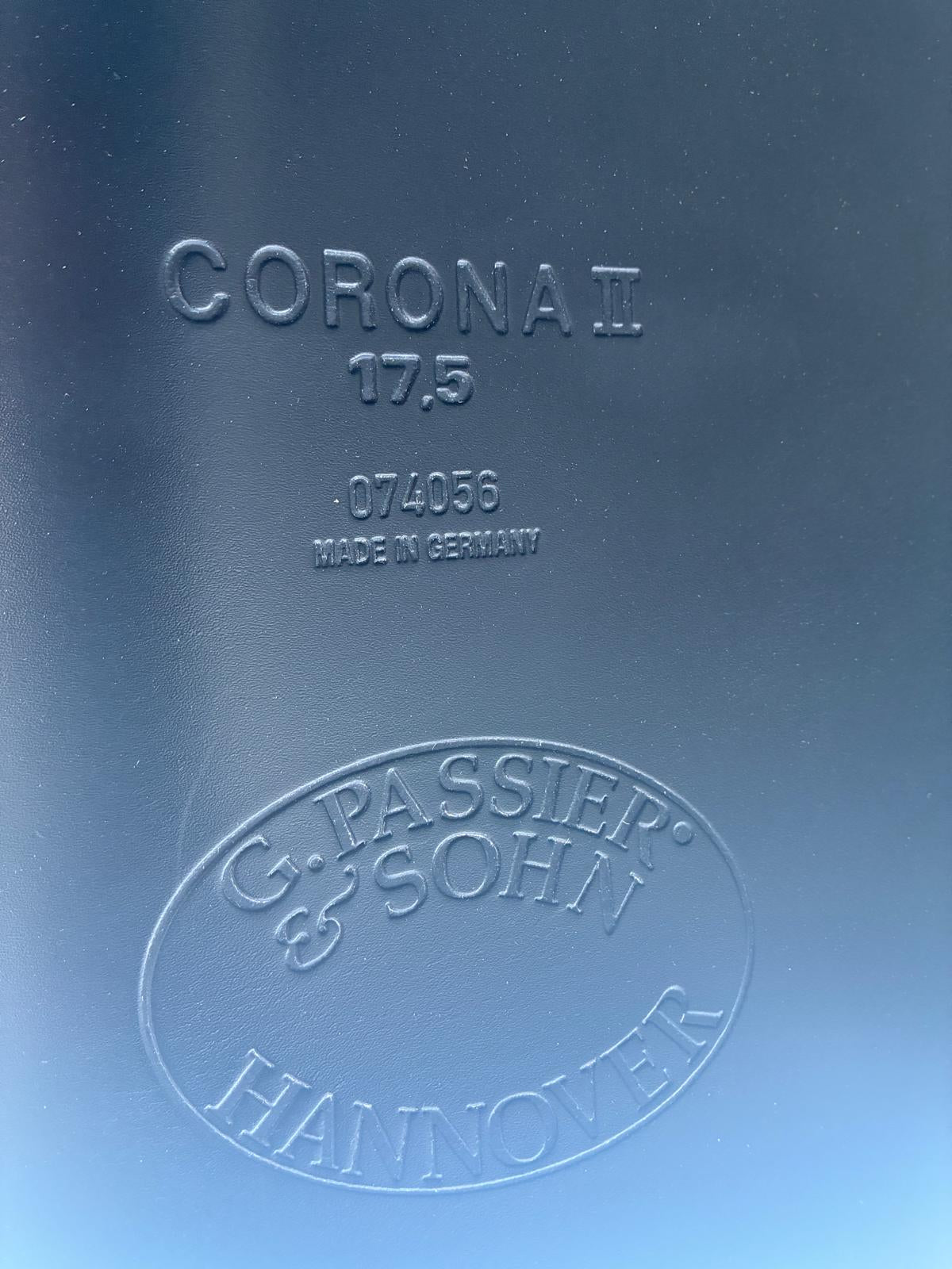 Passier Corona ll, Dressursattel, schwarz, 17,5", Pferdesattel Shop