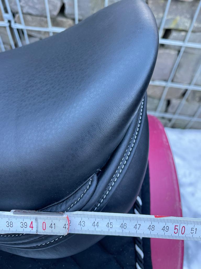 GK Springsattel Schwarz 17,5“ [NEU] - Pferdesattel Shop